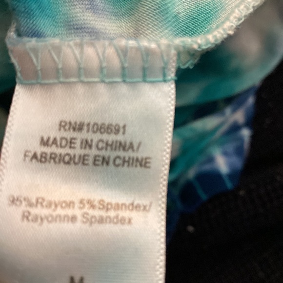 Young, Fabulous & Broke Romper Tie Dye Size Large - Picture 4 of 5